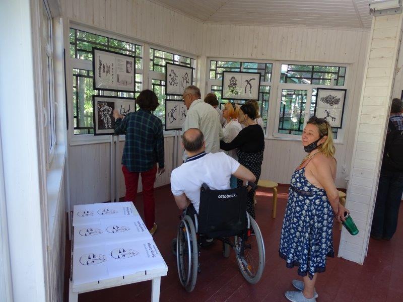 Выставка в Комарово